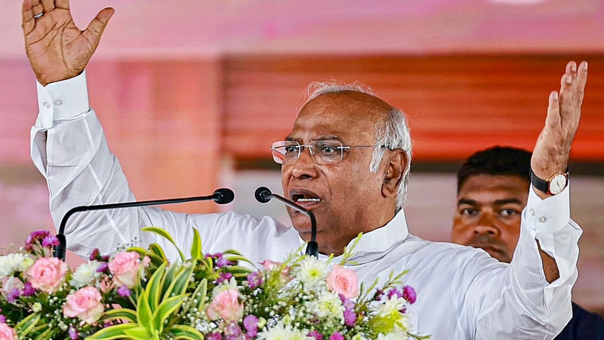 Women Reservation Bill will not be implemented till 2034 says mallikarjun kharge । छत्तीसगढ़ में बोले कांग्रेस अध्यक्ष खरगे- महिला आरक्षण विधेयक 2034 तक नहीं होगा लागू, ये भाजपा का जुमला