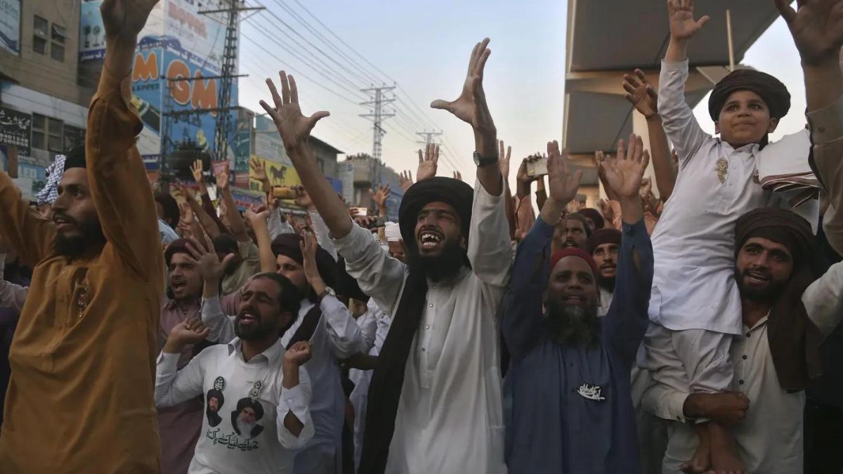 Four youths in Pakistan given death sentence for blasphemy | पाकिस्तान में 4 युवकों को ईशनिंदा के केस में मौत की सजा