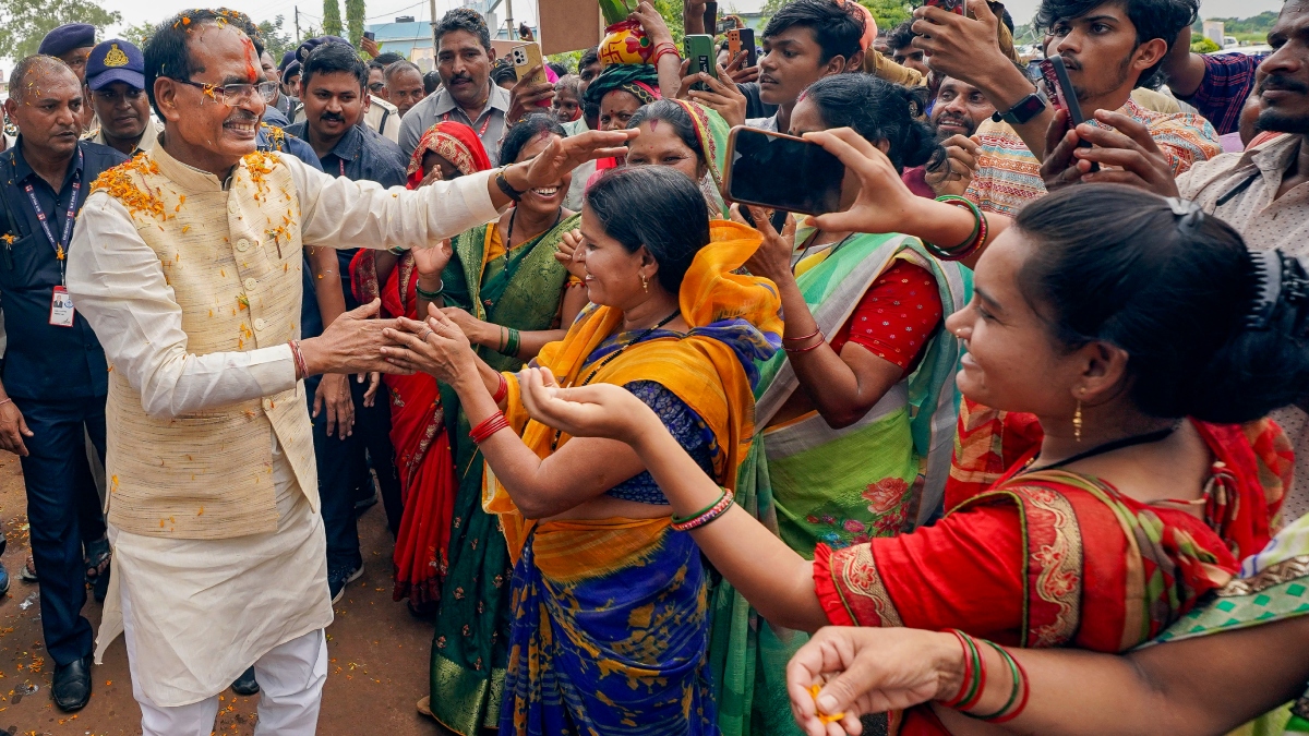 Shivraj Singh Chouhan may big announcement in mahapanchayat of guest teachers in bhopal भोपाल में आज अतिथि शिक्षकों का लगेगा जमावड़ा, CM शिवराज उनकी मांगों पर कर सकते हैं बड़ा ऐलान