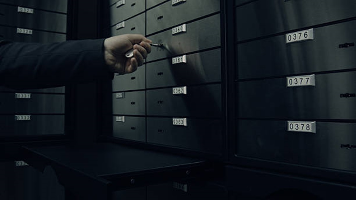 How much compensation is given if valuables kept in bank locker are