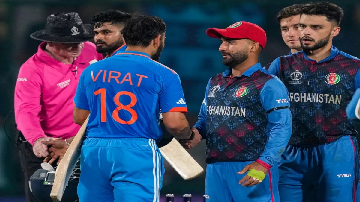 virat Kohli advice to Naveen Ul Haq icc ODI World Cup 2023 india vs afghanistan। नवीन उल हक को वनडे वर्ल्ड कप के बीच में कोहली ने दी बड़ी सलाह, गेंदबाज ने खुद किया खुलासा