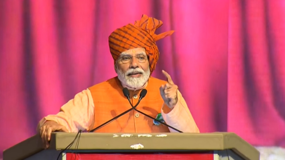 विजयदशमी पर प्रधानमंत्री मोदी की हुंकार, देश की जनता को दिलवाए ये 10 बड़े संकल्प । pm modi joins Vijayadashami event in delhi announced 10 big resolutions for people of country