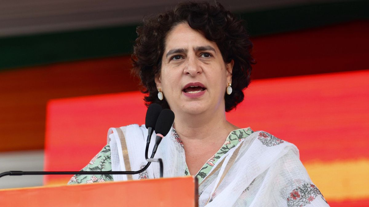 Priyanka Gandhi big bet in Chhattisgarh elections | छत्तीसगढ़ चुनावों में प्रियंका गांधी का बड़ा दांव