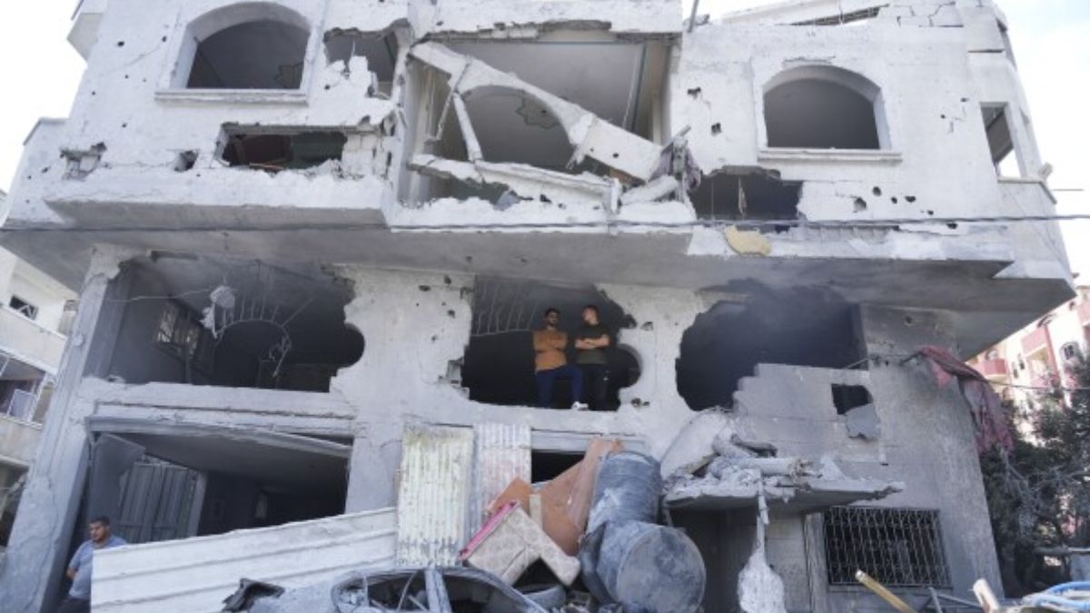 India latest statement on Israel Hamas conflict Foreign Ministry reaction after bombing of Gaza hospitalइजरायल-हमास संघर्ष पर आया भारत का सबसे ताजा बयान, गाजा के अस्पताल पर बमबारी के बाद जानें रिएक्शन