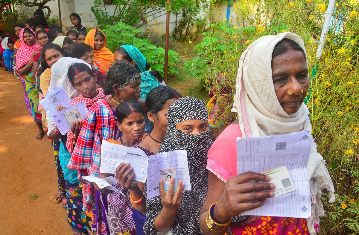 Chhattisgarh Assembly Elections 2023 : छत्तीसगढ़ में क्या हैं चुनावी हालात? जानें पल-पल के अपडेट्स Chhattisgarh- India TV Hindi