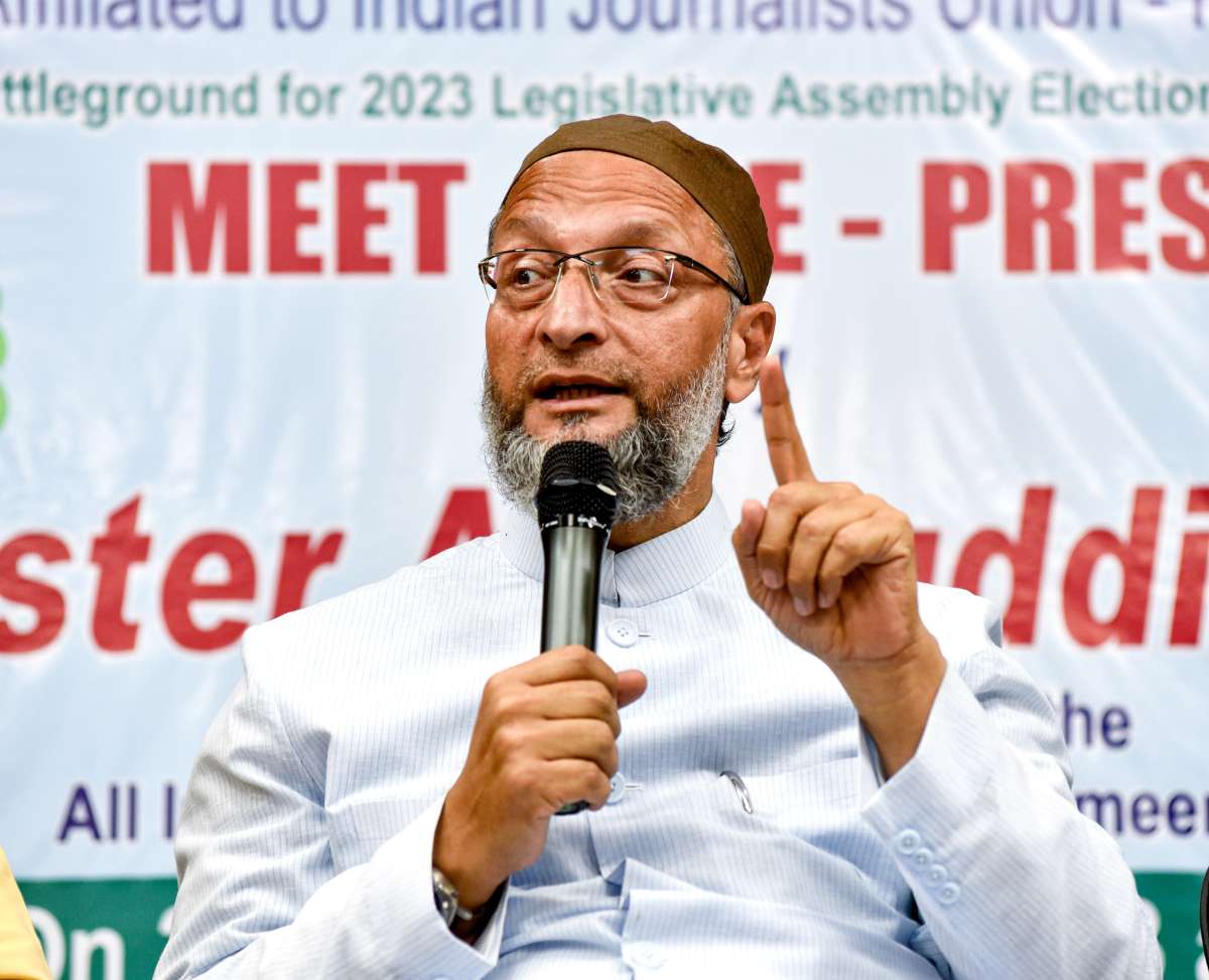 अनुच्छेद 370 हटने पर ओवैसी ने जताई चिंता, बोले- जम्मू के डोगरा और लद्दाख के बौद्ध समुदाय को होगा नुकसान । Asaduddin Owaisi reaction after supreme court verdict on article 370