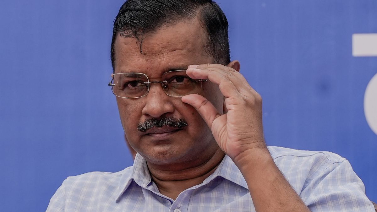सीएम केजरीवाल गिरफ्तार होंगे? गुरुवार को ED के सामने हो सकते हैं पेश, प्रशासन अलर्ट| Delhi CM Kejriwal may appear before ED on Thursday Liquor scam administration alert