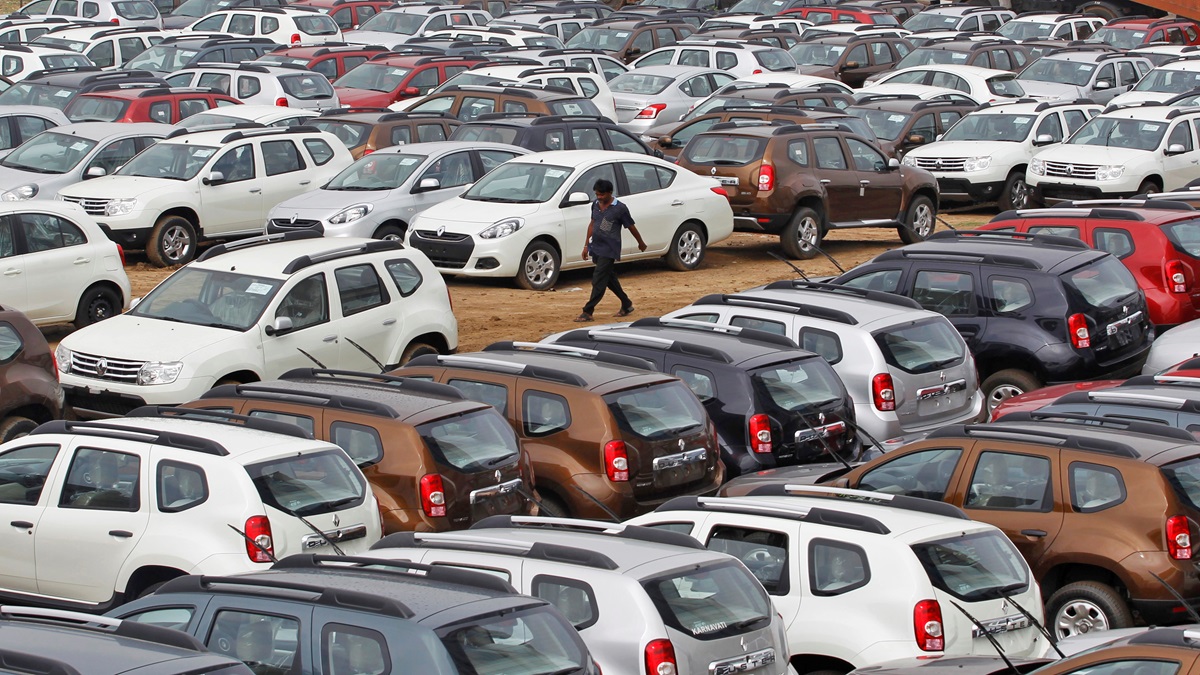 Auto Sales: Shraddha period in October reduced vehicle sales, two wheelers took a big dive