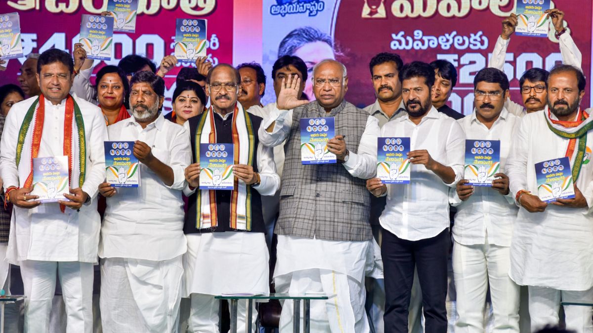 Congress Released Manifesto For Telangana Elections With Six Guarantees ...