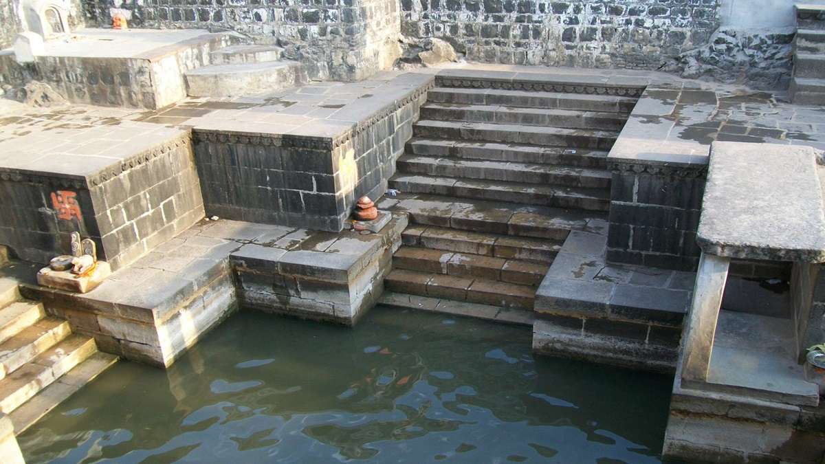 gautameshwar mahadev temple kund pratapgarh rajasthan paap mukti certificate । राजस्थान का यह मंदिर अपने कुंड में डुबकी लगाने पर देता है ‘पाप मुक्ति’ सर्टिफिकेट, महज 12 रुपये है शुल्क