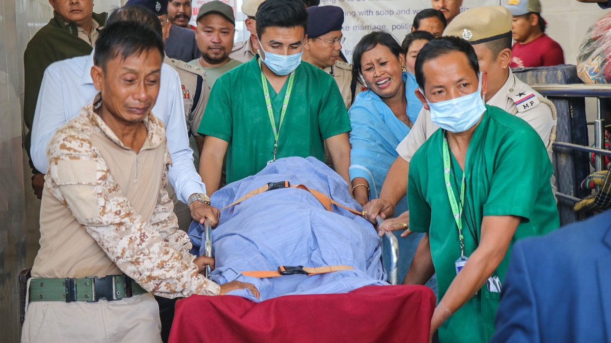 Manipur SDPO shot dead recommendation of ban on tribal group under UAPA । मणिपुर में नहीं रुक रही हिंसा, अब SDPO की गोली मारकर हत्या, आदिवासी समूह पर UAPA के तहत प्रतिबंध की सिफारिश