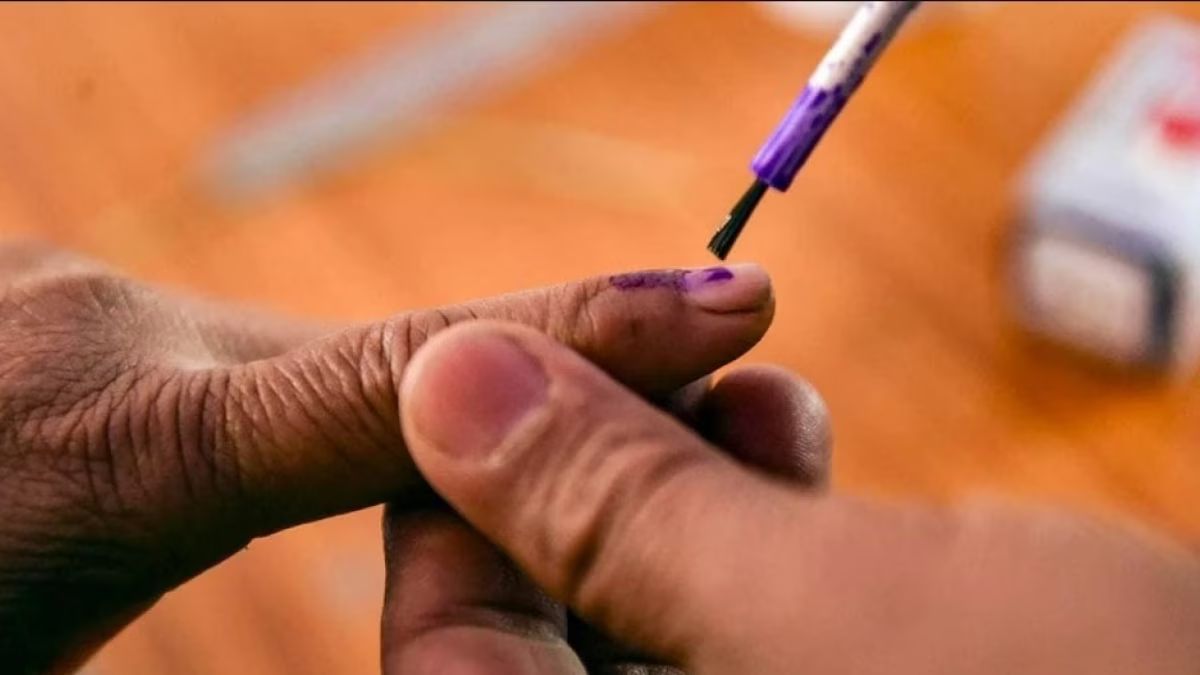 छत्तीसगढ़ में दूसरे चरण के मतदान की तैयारियां पूरी, 70 सीटों पर आज होगा मतदान