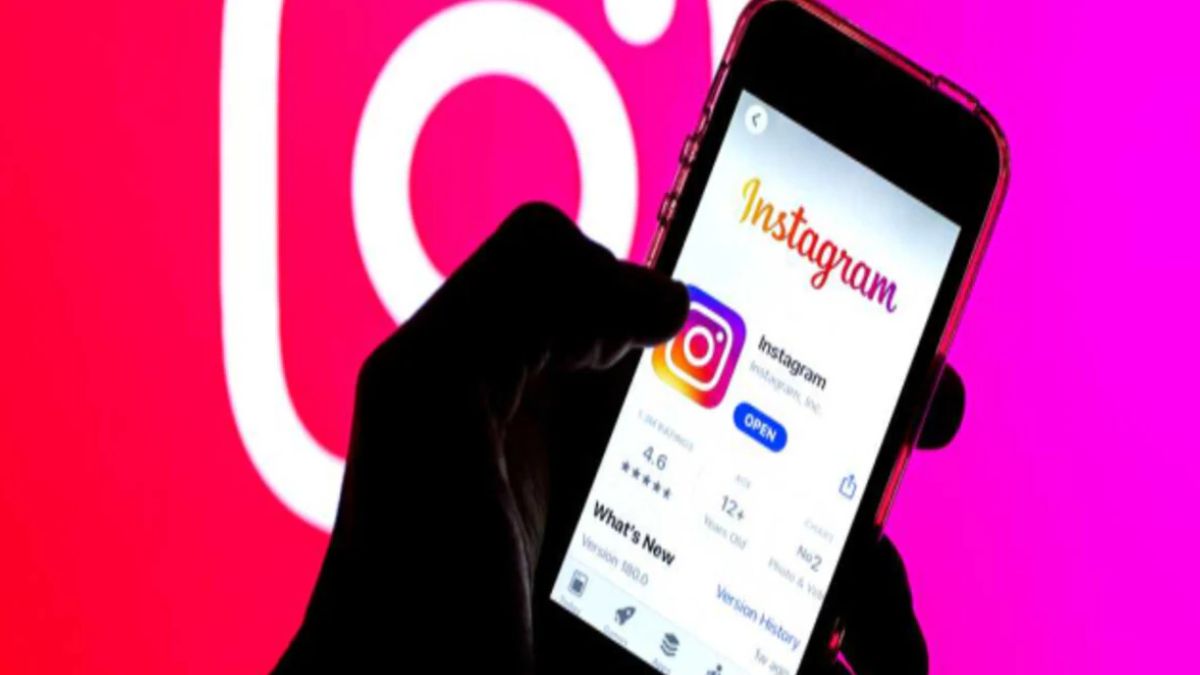 Instagram में आया जबरदस्त फीचर, यूज करने के लिए ऑन करना पड़ेगा सेल्फी कैमरा