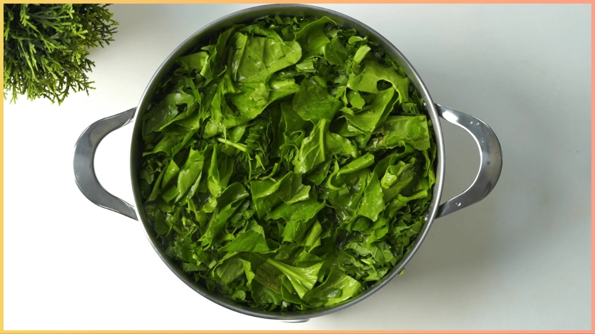 सर्दियों का Superfood है ये साग sarson ka saag benefits in hindi
