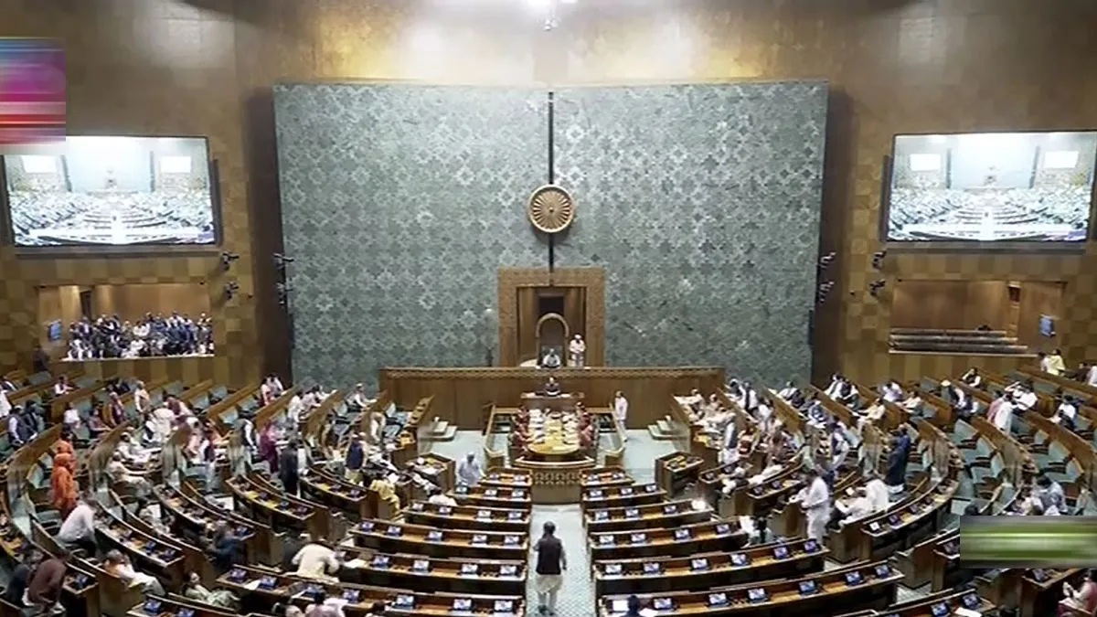 Winter Session Live: लोकसभा में जम्मू-कश्मीर बिल पर चर्चा का जवाब दे रहे हैं अमित शाह winter session, parliament- India TV Hindi