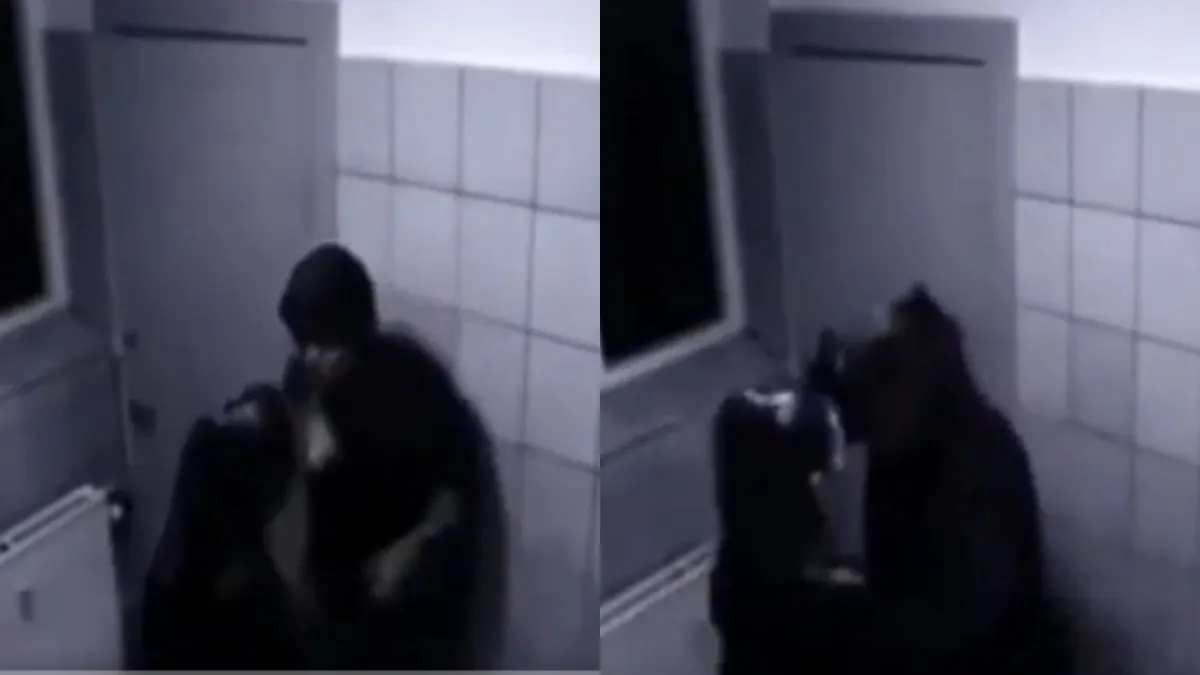 बॉयफ्रेंड को मारती हुई लड़की।- India TV Hindi