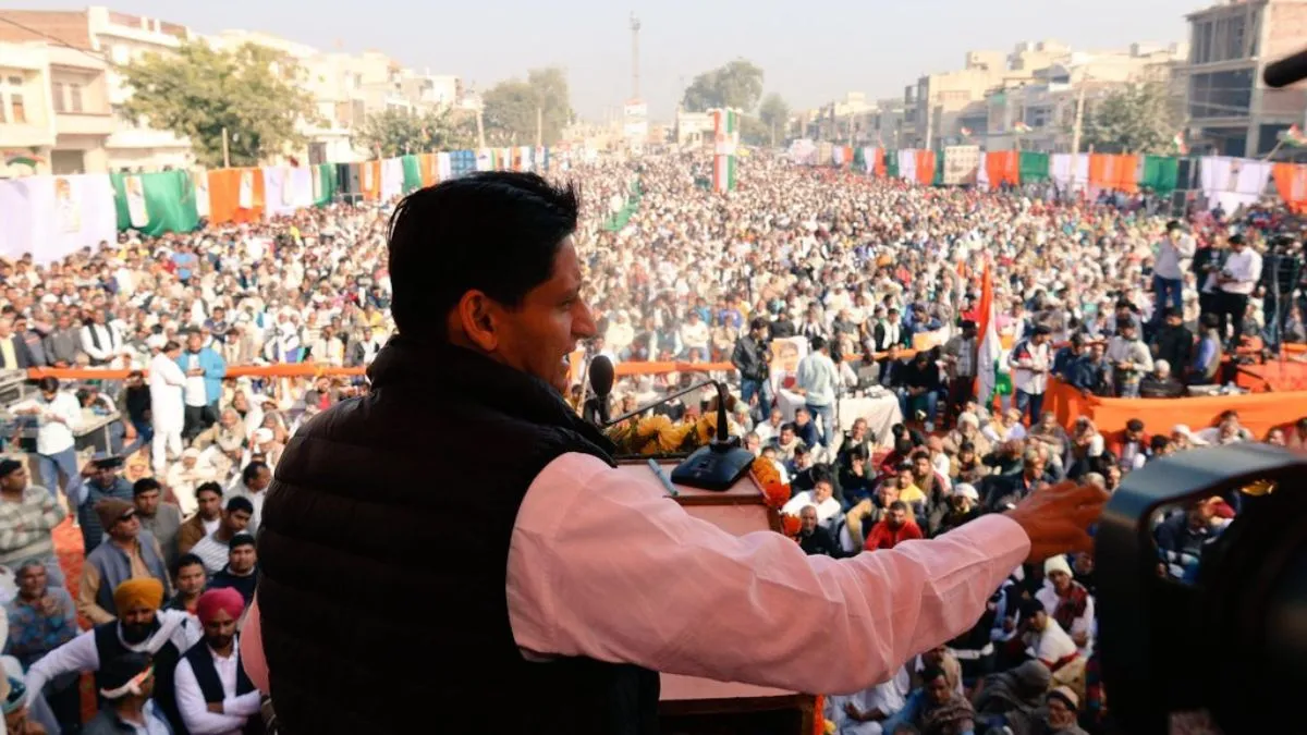 कांग्रेस सांसद दीपेंद्र हुड्डा ने जींद में भरी हुंकार, भाजपा सरकार को बताया फेल कांग्रेस सांसद दीपेंद्र हुड्डा ने जींद में भरी हुंकार।- India TV Hindi