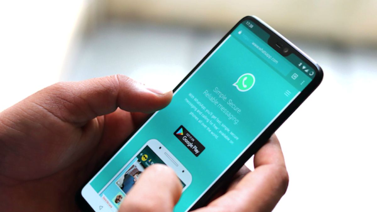 WhatsApp ने करोड़ों यूजर्स के लिए रोलआउट किया Pinned Messages फीचर, जानें क्या होगा फायदा । whatsapp pin unpin message feature rollout in chat like telegram know how to use it