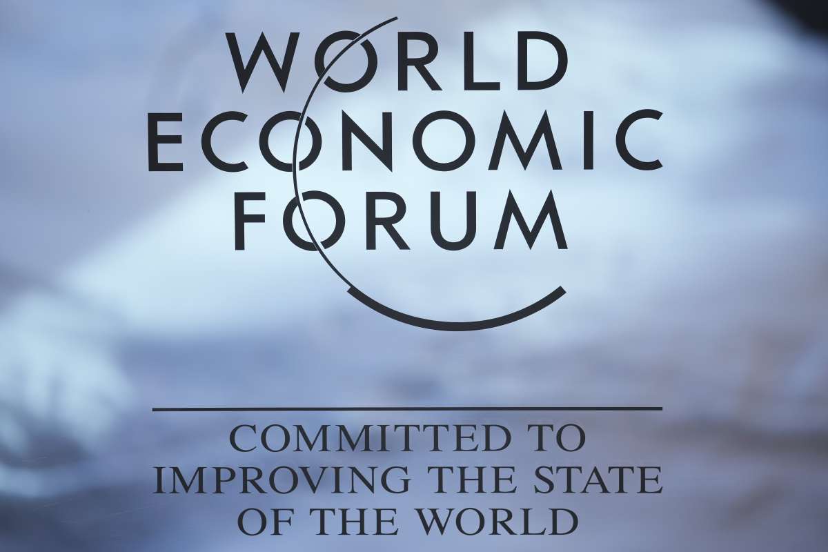 दावोस में ईरानी, वैष्णव, पुरी करेंगे भारत का प्रतिनिधित्व, ये उद्योगपति भी WEF में शिरकत करेंगे