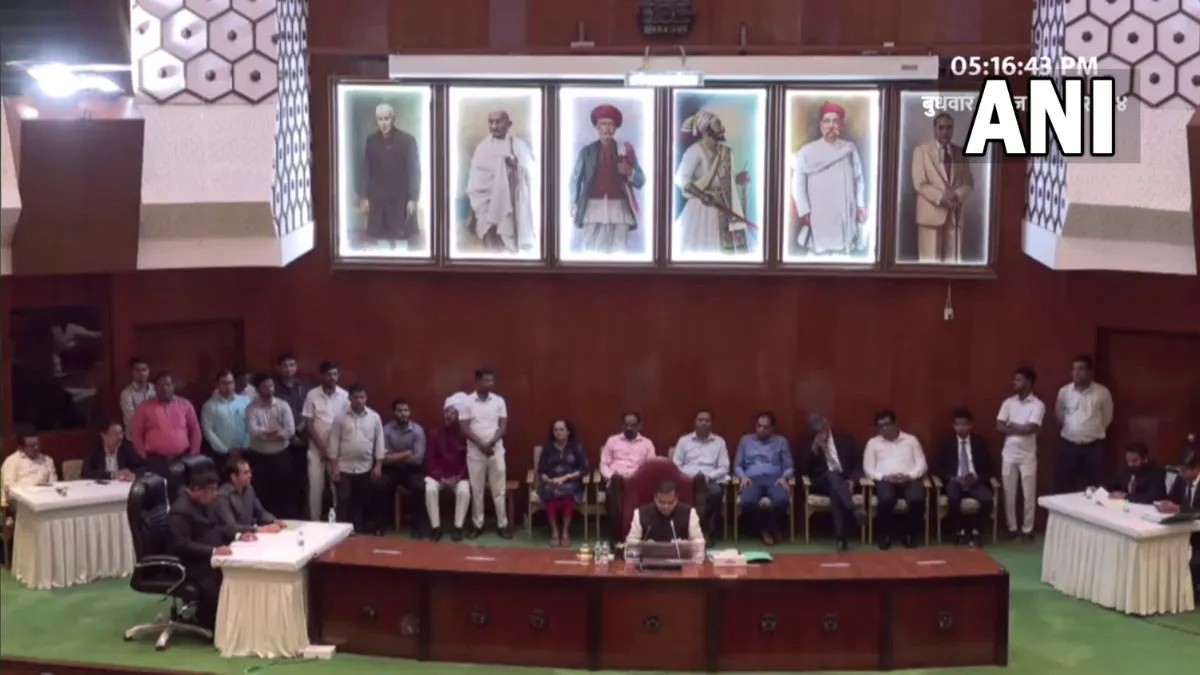 10 बड़े कारण जिसके आधार पर स्पीकर ने शिंदे गुट के हक में दिया फैसला, उद्धव ठाकरे को लगा झटका महाराष्ट्र विधानसभा अध्यक्ष राहुल नार्वेकर - India TV Hindi
