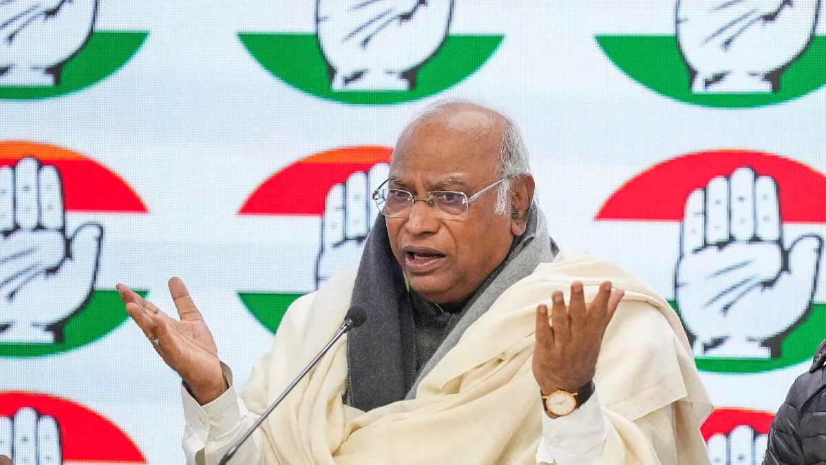 राम मंदिर का निमंत्रण ठुकराने के बाद बोले कांग्रेस अध्यक्ष, 'यह बीजेपी की साजिश, जिसकी आस्था हो वह कभी भी जाए अयोध्या' Ayodhya, Ram Mandir, Mallikarjun Kharge, Sonia Gandhi, Congress- India TV Hindi