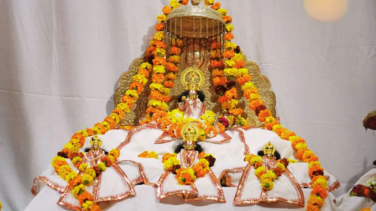 जहां बनी रामलला की मूर्ति, वहां से होगी पूजन की शुरुआत; प्राण प्रतिष्ठा संपन्न कराएंगे 11 यजमान Ayodhya - India TV Hindi