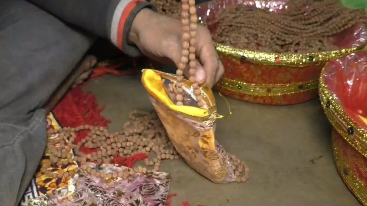 अयोध्या भेजे जाएंगे काशी के रूद्राक्ष।- India TV Hindi