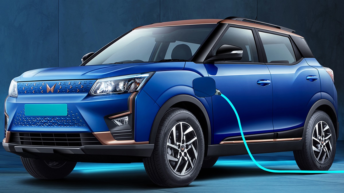 Mahindra introduces Pro range of electric car XUV400, booking starts from today, know the price and features