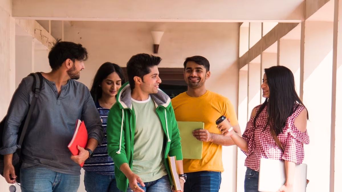 UPSSSC recruitment 2024: विभिन्न पदों पर निकली भर्ती, 1800 से ज्यादा है वैकेंसी; जानें हर एक डिटेल