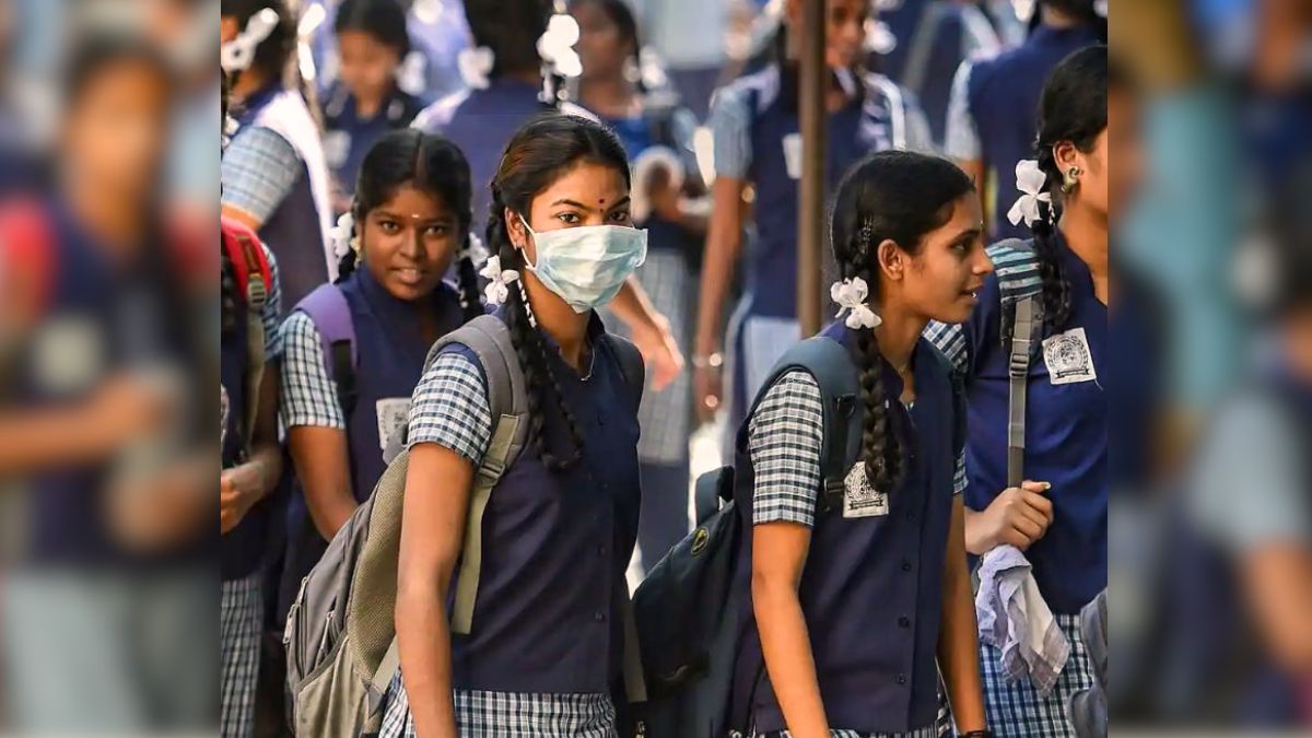 कल से शुरू हो रही CBSE बोर्ड परीक्षाएं, एग्जाम से पहले पढ़ लें ये जरूरी गाइडलाइंस