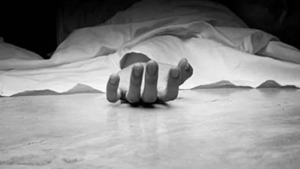 पत्नी के इंस्टाग्राम रील्स बनाने से परेशान हुआ युवक, पेड़ से फांसी लगाकर दे दी जान – India TV Hindi