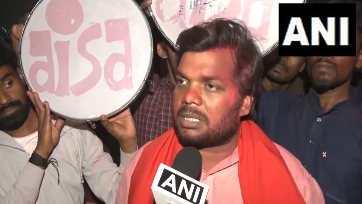 दिल्ली: JNU छात्रसंघ चुनाव में वामपंथी संगठनों ने मारी बाजी, ABVP को बड़ा झटका, धनंजय बने अध्यक्ष