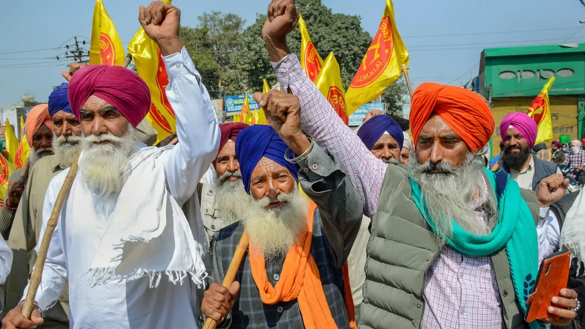 10 मार्च को किसान करेंगे 'ट्रेन रोको' प्रदर्शन, ट्रेनों और बसों से दिल्ली कूच का भी किया ऐलान किसान आंदोलन जारी- India TV Hindi