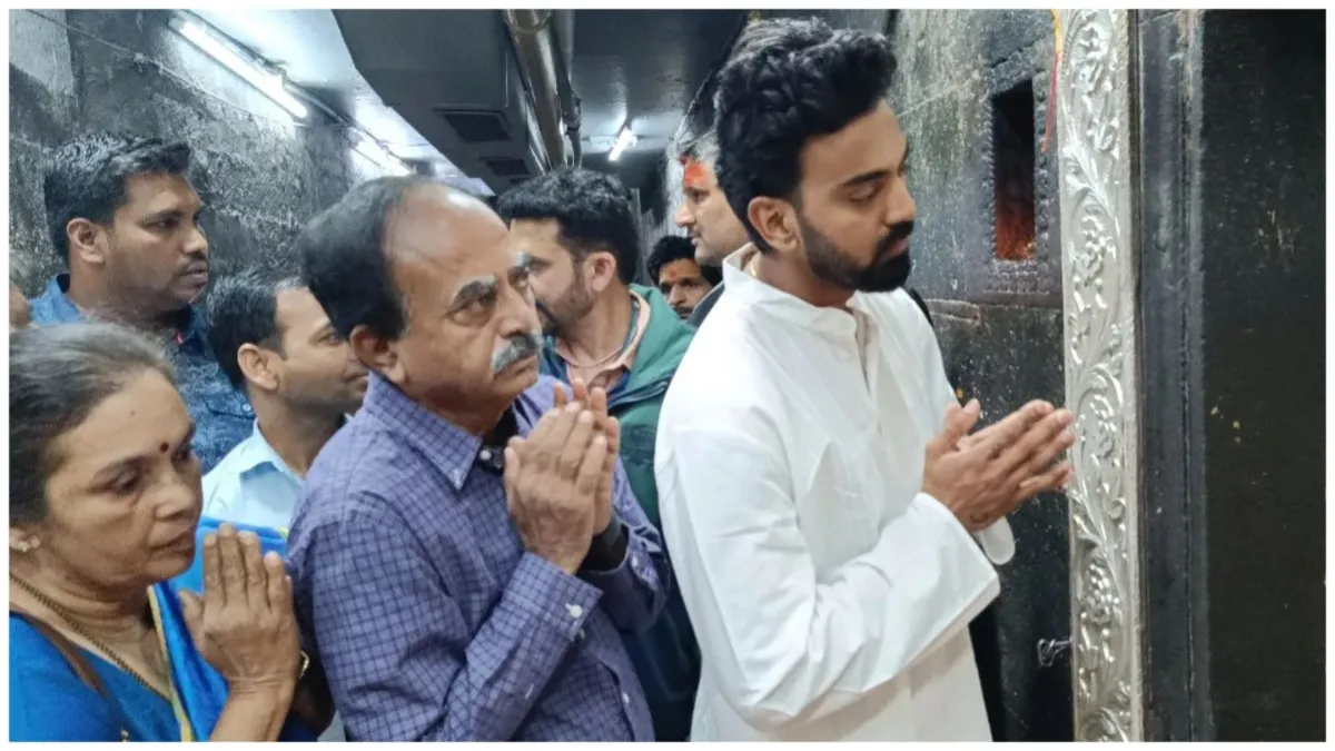 केएल राहुल ने IPL से पहले किया ये काम, दो बार LSG पहुंच चुकी है प्लेऑफ में kl rahul at Mahakal Temple- India TV Hindi