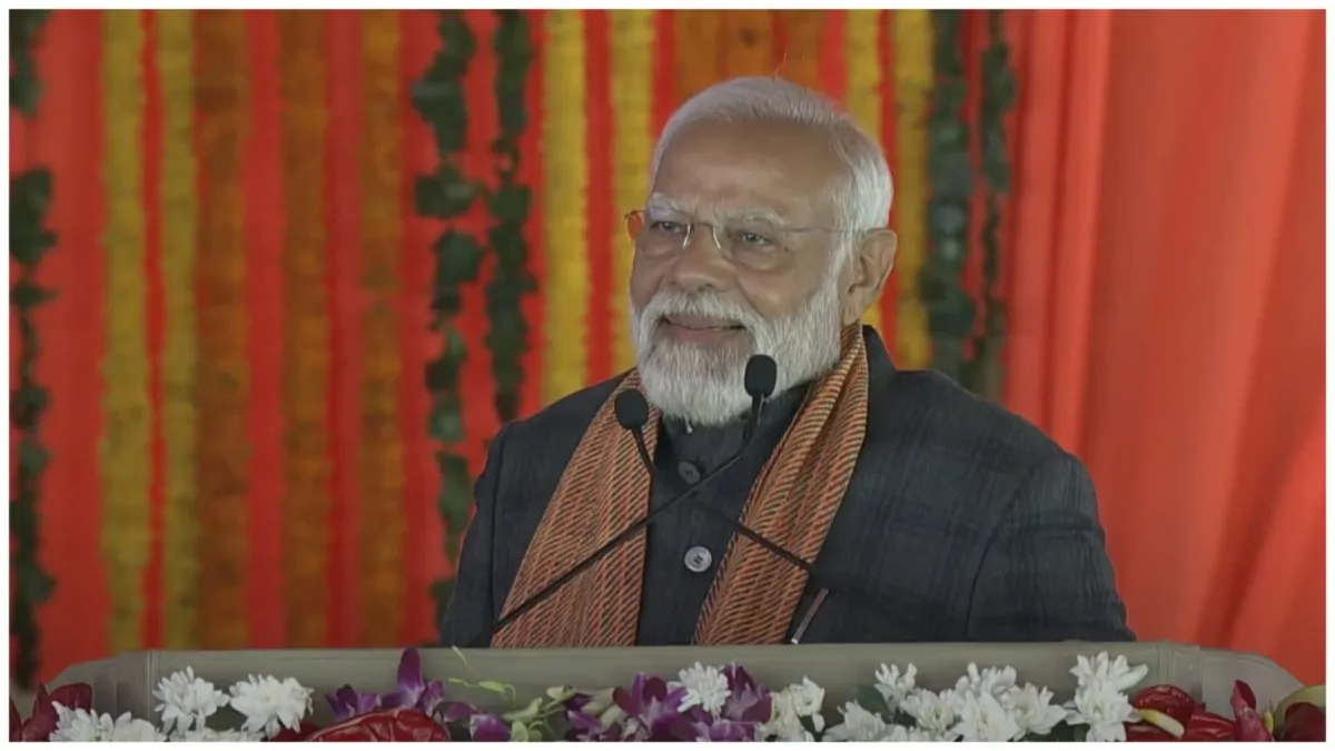 'जम्मू-कश्मीर धारा 370 हटने के बाद खुलकर सांस ले रहा है',श्रीनगर में बोले पीएम मोदी PM Narendra Modi addressed a huge rally in Srinagar targeted the opposition fiercely- India TV Hindi