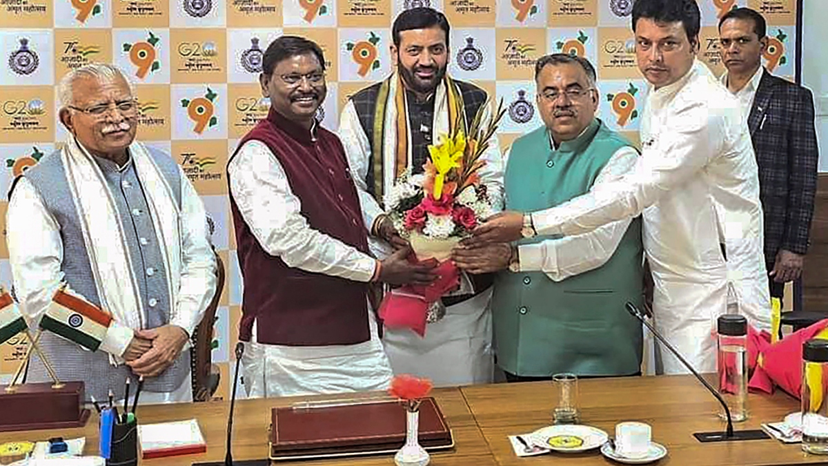 CM पद की शपथ लेने के बाद नायब सिंह सैनी की आई पहली प्रतिक्रिया, पूर्व सीएम खट्टर पर भी दिया बयान