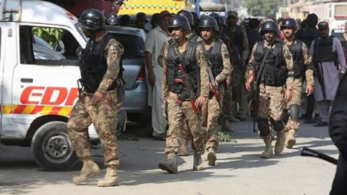 Tragic accident in Pakistan, 6 people including two children died after roof of a house collapsed