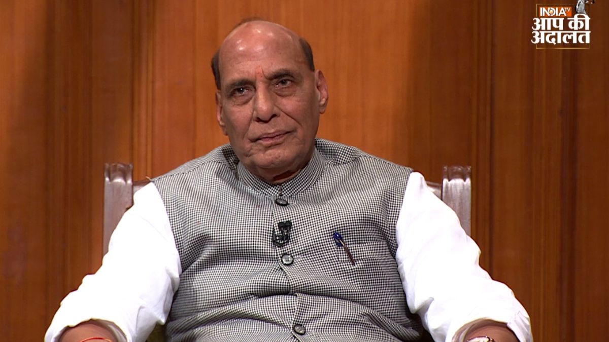 आप की अदालत में भावुक हो गए राजनाथ सिंह, जानिए ऐसा क्या हुआ जिससे रक्षा मंत्री की आंखों में आ गए आंसू