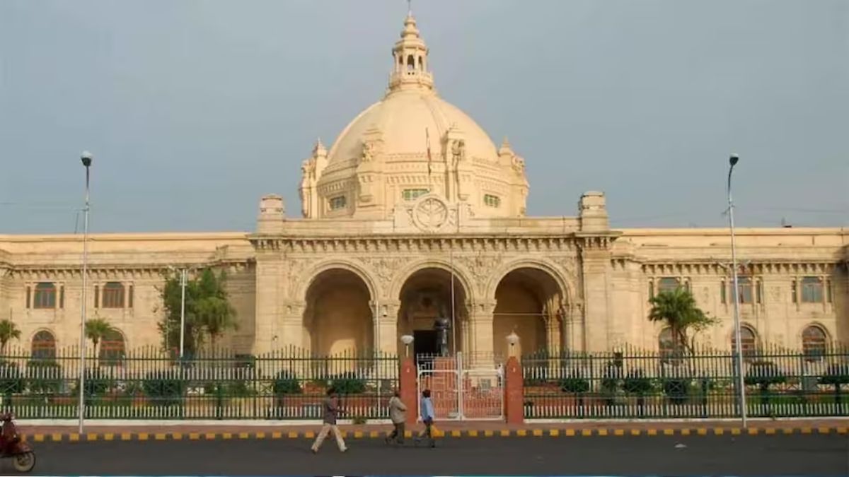 यूपी में निर्विरोध चुने गए विधान परिषद के 13 सदस्य, कांग्रेस और बसपा का MLC हुए जीरो