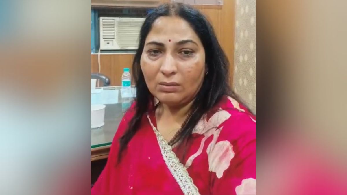 भाजपा महिला जिलाध्यक्ष का रोते हुए VIDEO वायरल, बोलीं- अभद्रता हुई, कपड़े फाड़े गए