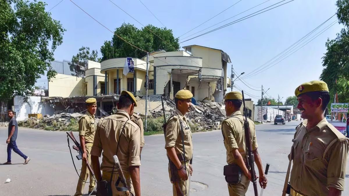 उत्तर प्रदेश: लखनऊ में लागू हुई धारा 144, जानें सरकार ने क्यों लिया ये बड़ा फैसला