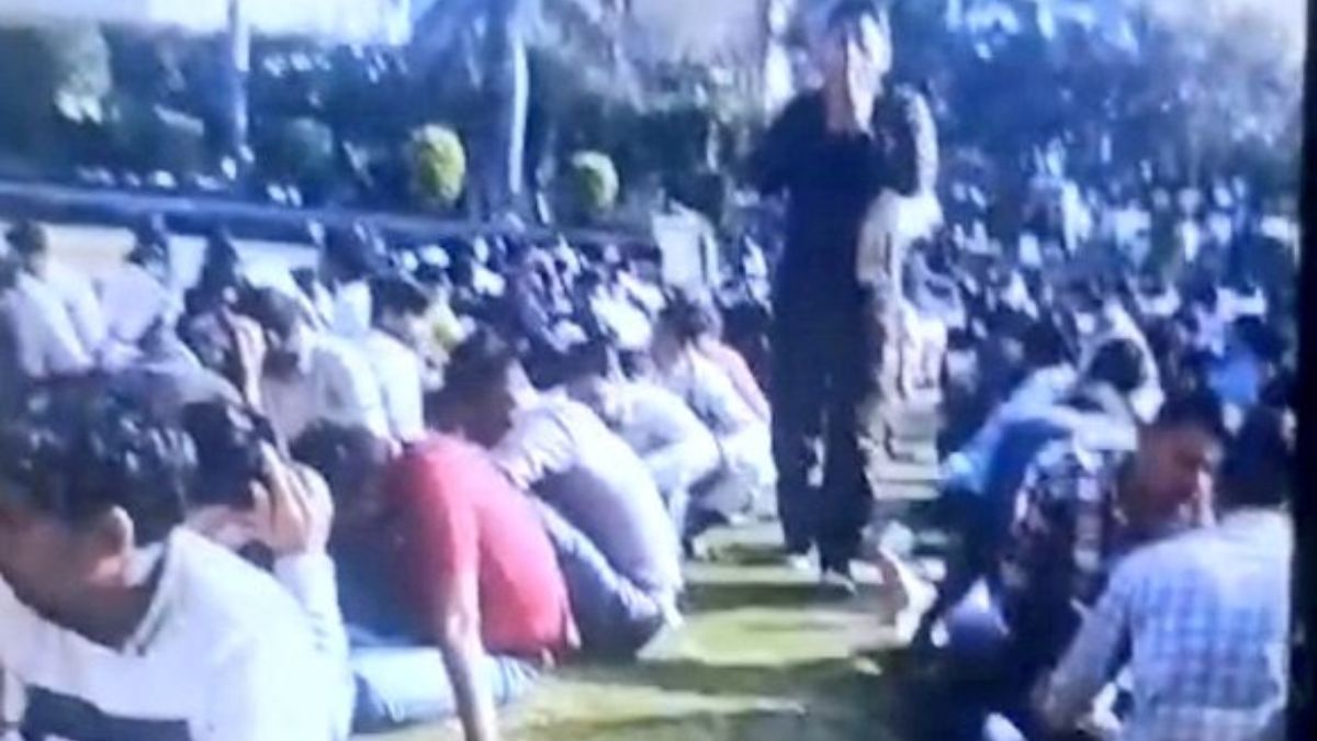 यूपी पेपर लीक मामले में STF का बड़ा खुलासा, मानेसर में छात्रों को बांटे गए आंसर सीट