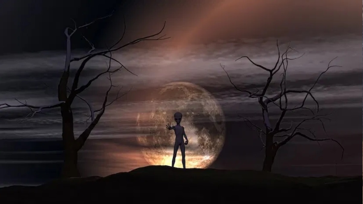 Are aliens real, have they ever contacted Earth or are they hiding in the universe?