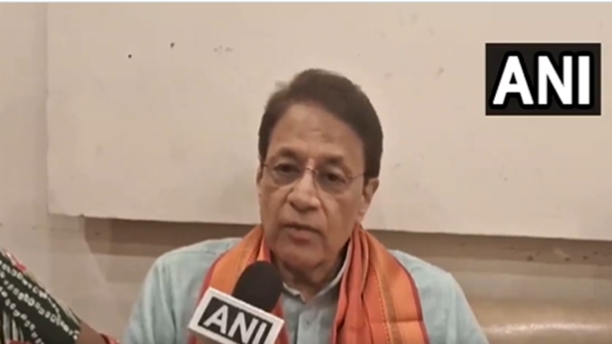 केंद्रीय मंत्री स्मृति ईरानी की तारीफ में रामायण के राम ‘अरुण गोविल’ ने क्या कहा? VIDEO में देखें