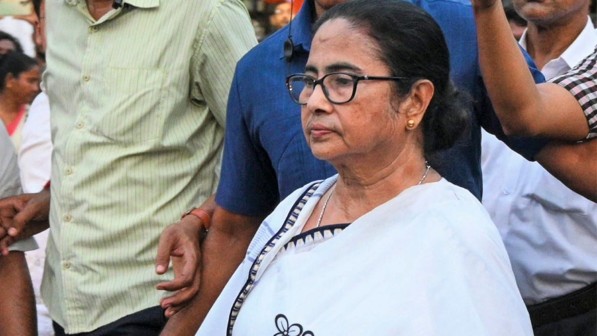 “बीजेपी ने हिंसा भड़काई”, रामनवमी जुलूस के दौरान हुई झड़प को लेकर CM ममता ने EC को क्यों ठहराया जिम्मेदार?
