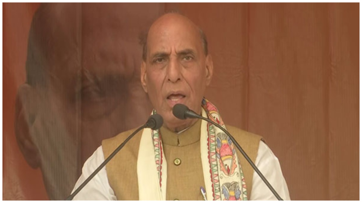 तेजस्वी और मीसा भारती पर बरसे राजनाथ सिंह, बोले- किसकी हिम्मत है मोदी जी को जेल में डाल सके?