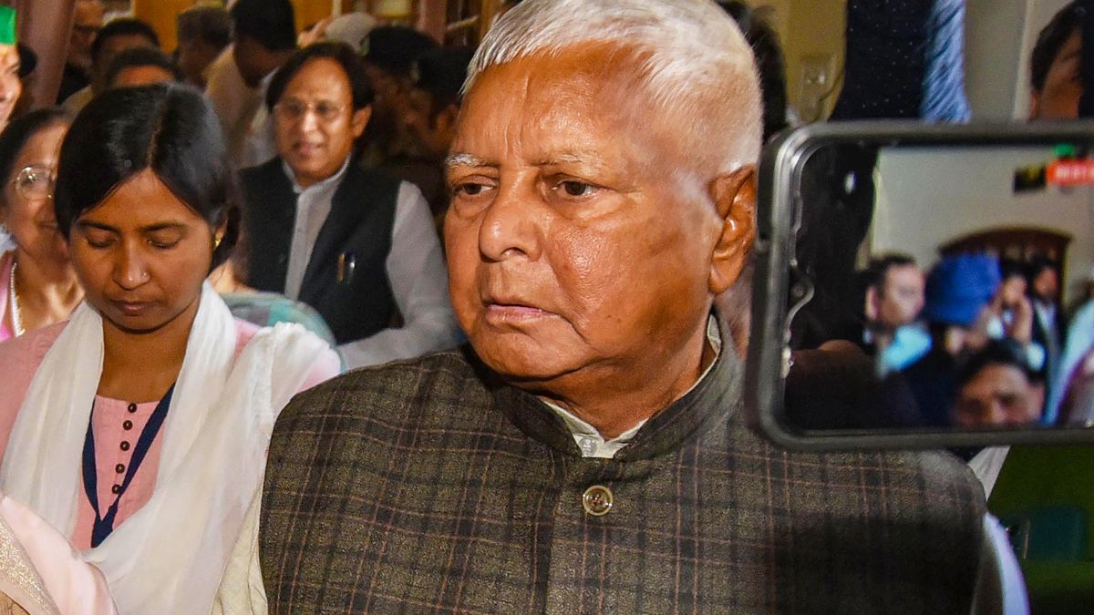 आरजेडी प्रमुख लालू प्रसाद मुश्किलें बढ़ीं, ग्वालियर की MP-MLA कोर्ट ने जारी किया गिरफ्तारी वारंट