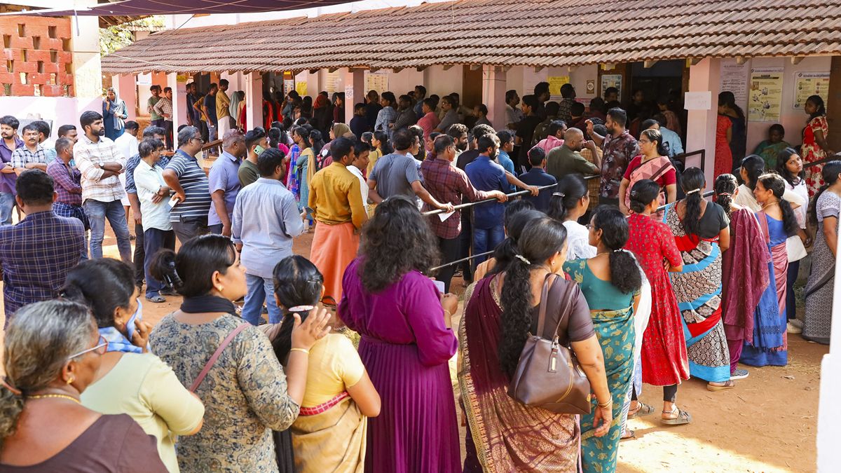Lok Sabha Elections 2024: दूसरे चरण का मतदान खत्म, 2019 की तुलना में क्या रहा वोटिंग प्रतिशत का आंकड़ा, जानें