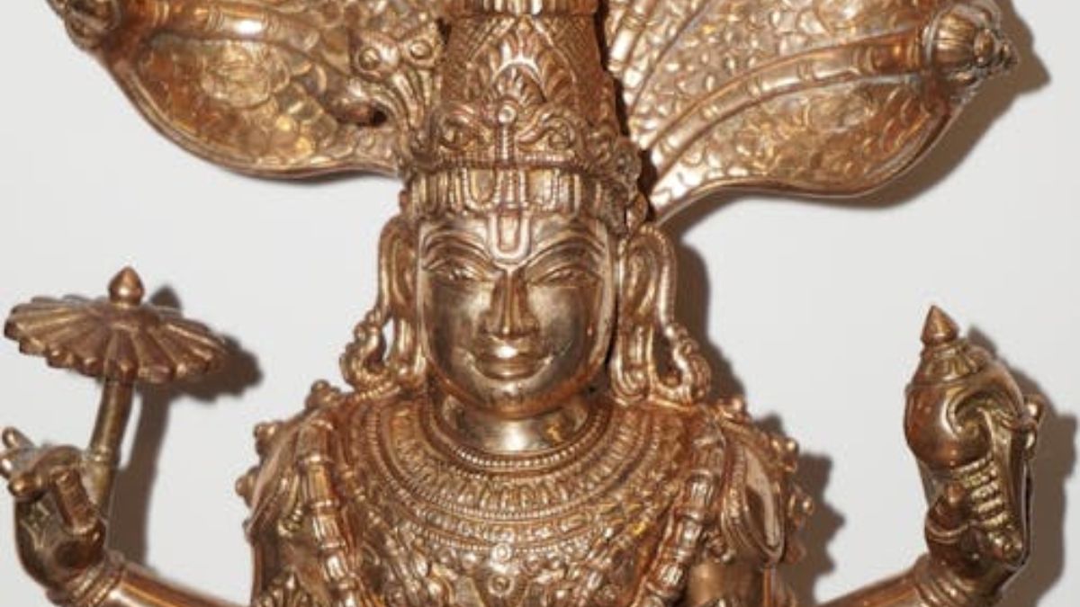 खुदाई में मिलीं 400 साल पुरानी मूर्तियां छिपाना चाहते थे, JCB ड्राइवर ने खोल दी पोल – India TV Hindi