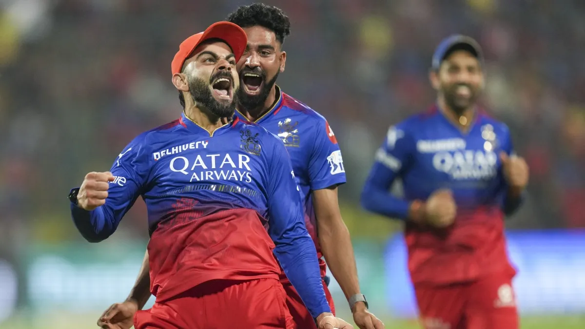 RCB ने CSK को 27 रन से हराया, आखिरकार प्लेऑफ के लिए किया क्वालीफाई RCB Team- India TV Hindi